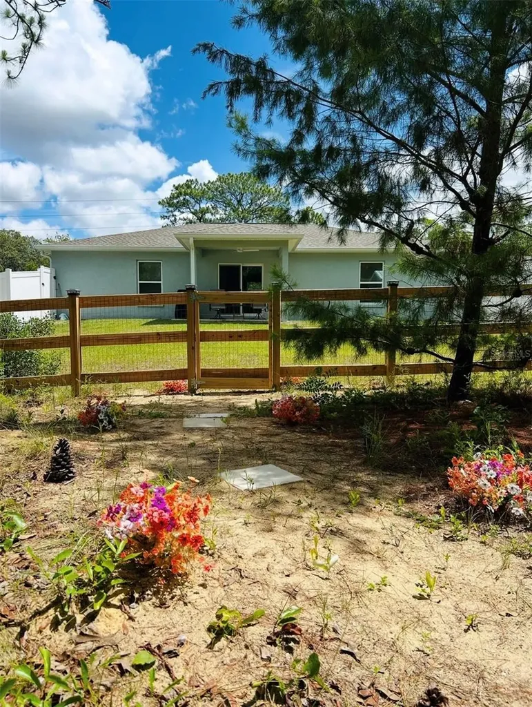 8848 N Paradisea Drive Citrus Springs FL 34433