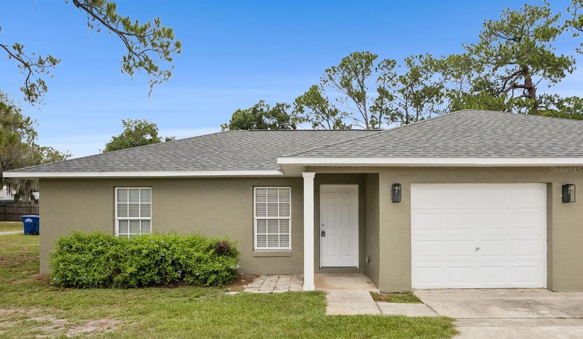 1105 N Rockingham Avenue Tavares FL 32778