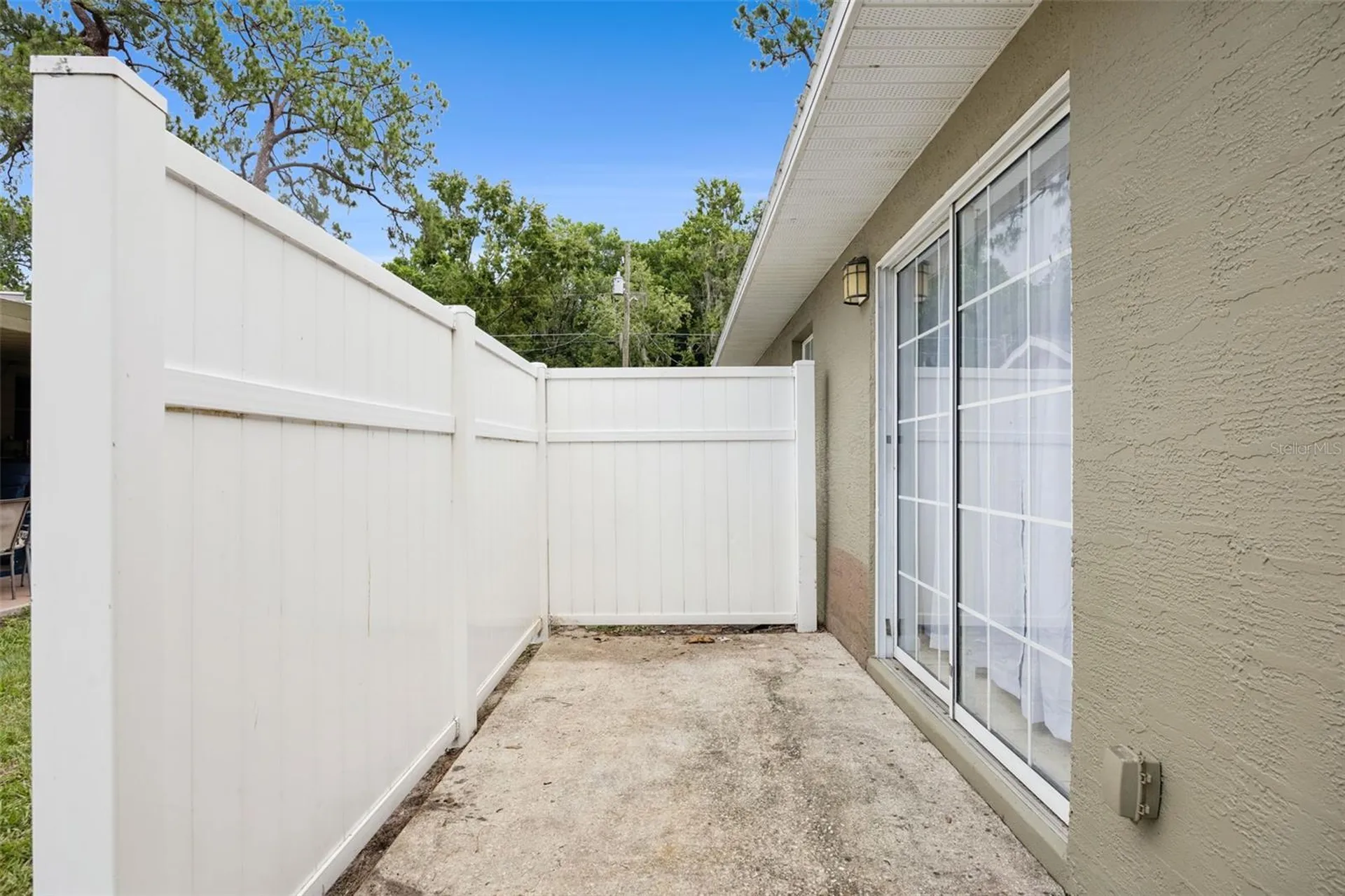 1105 N Rockingham Avenue Tavares FL 32778