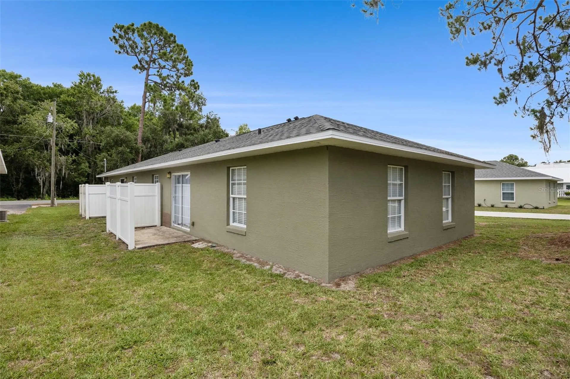 1105 N Rockingham Avenue Tavares FL 32778