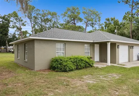 1105 N Rockingham Avenue Tavares FL 32778