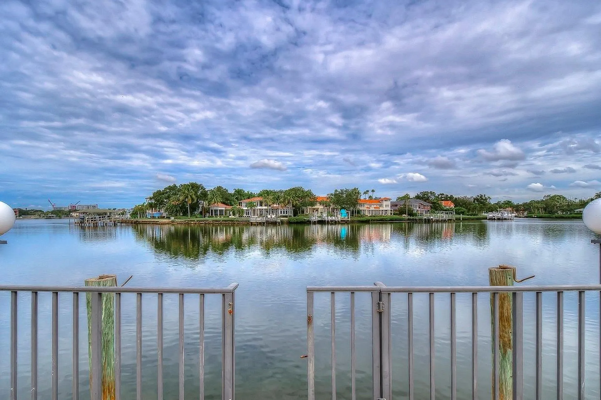 4929 W Bay Way Drive Tampa FL 33629