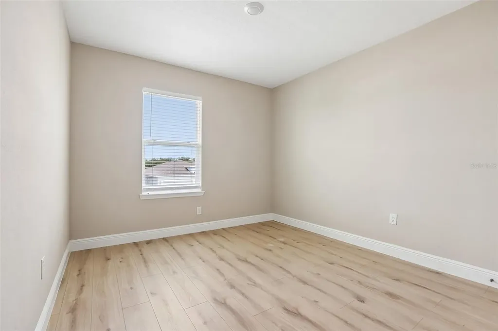 327 Mangrove Manor Drive Apollo Beach FL 33572