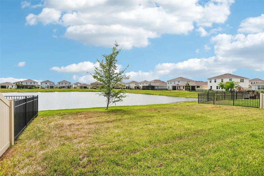 327 Mangrove Manor Drive Apollo Beach FL 33572