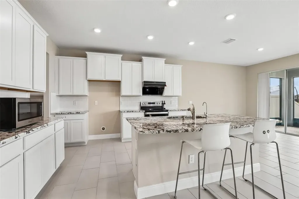 327 Mangrove Manor Drive Apollo Beach FL 33572