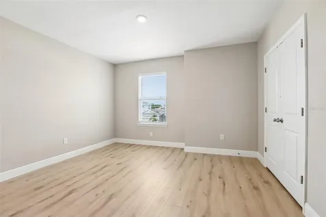 327 Mangrove Manor Drive Apollo Beach FL 33572