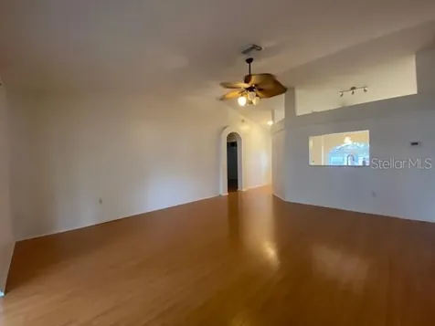 3938 Creek Woods Drive Plant City FL 33563