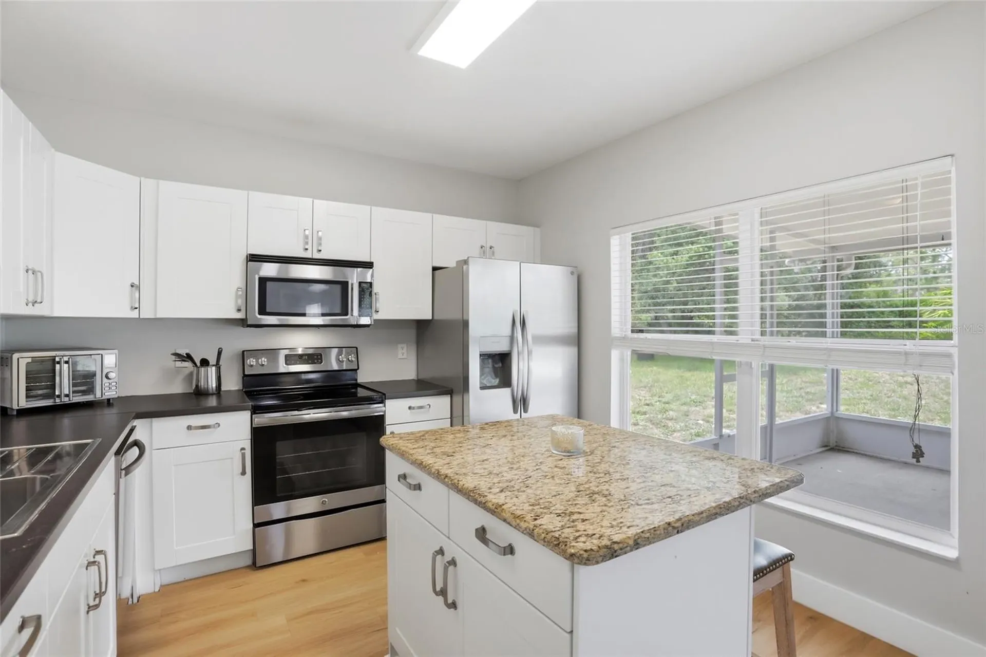 4114 Forest Island Drive Orlando FL 32826