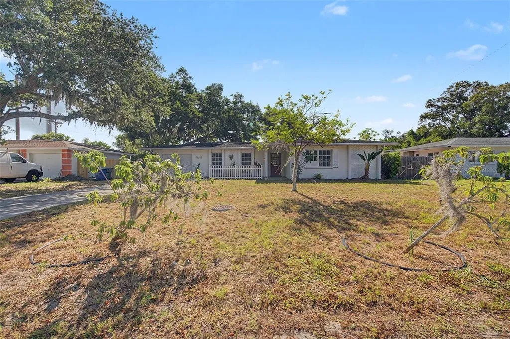 4113 Prudence Drive Sarasota FL 34235