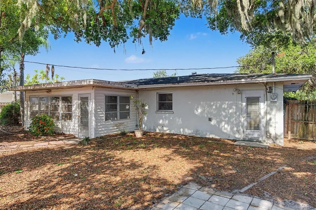 4113 Prudence Drive Sarasota FL 34235