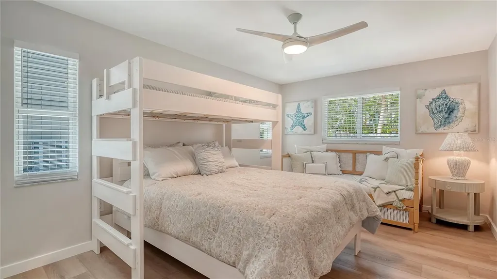 734 Birdsong Lane Sarasota FL 34242
