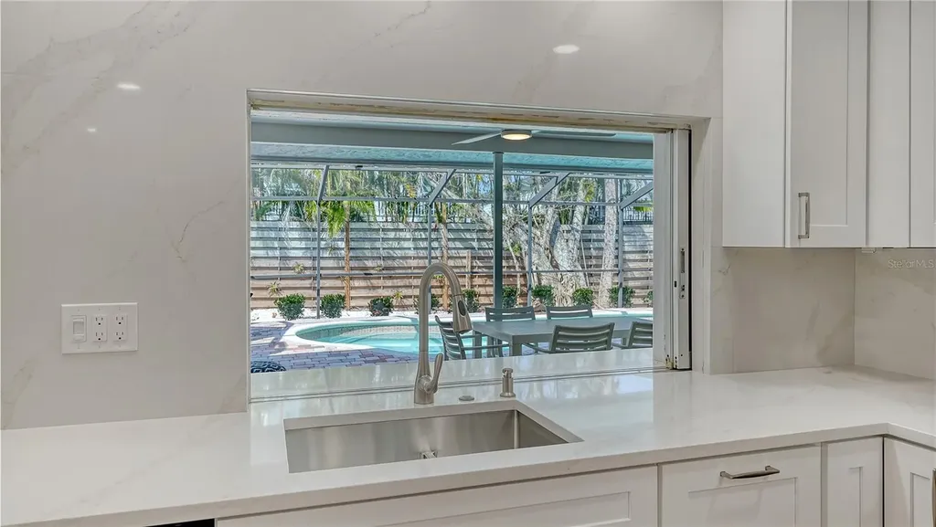 734 Birdsong Lane Sarasota FL 34242