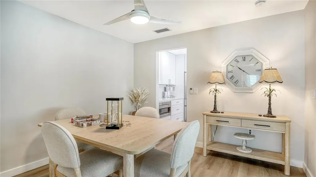 734 Birdsong Lane Sarasota FL 34242