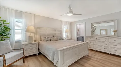 734 Birdsong Lane Sarasota FL 34242