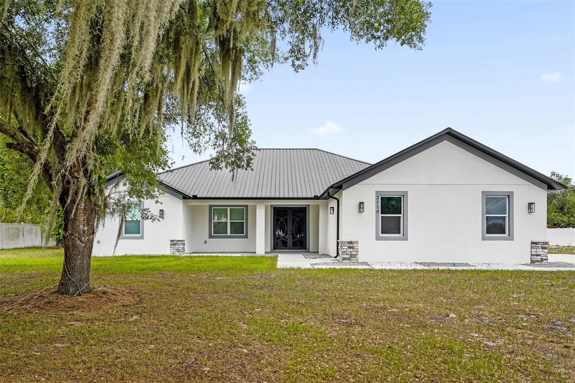 2510 Lake Front Drive Lake Wales FL 33898