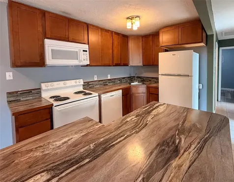 880 Emerald Drive Mount Dora FL 32757