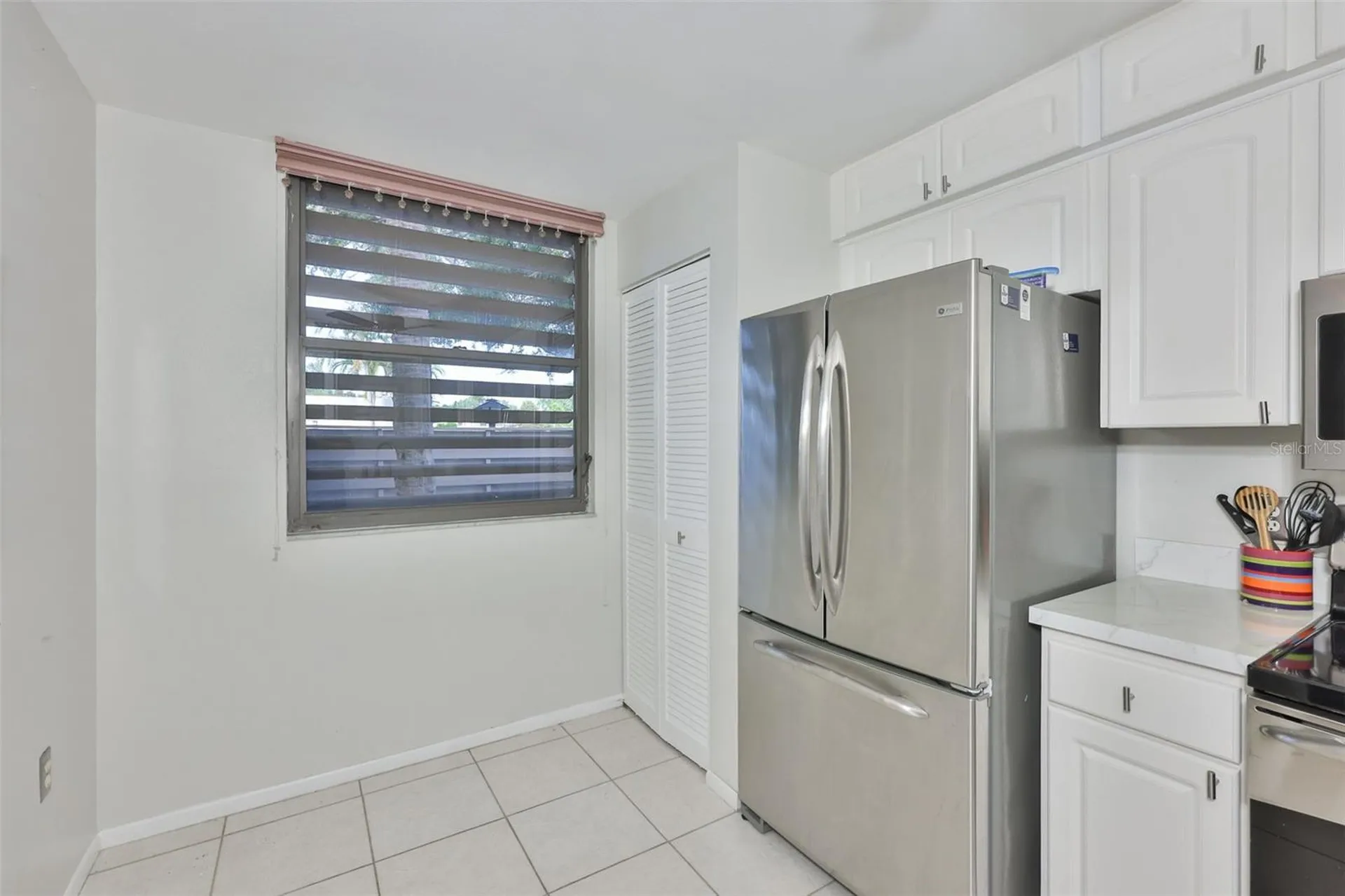 647 Woodlawn Drive Bradenton FL 34210