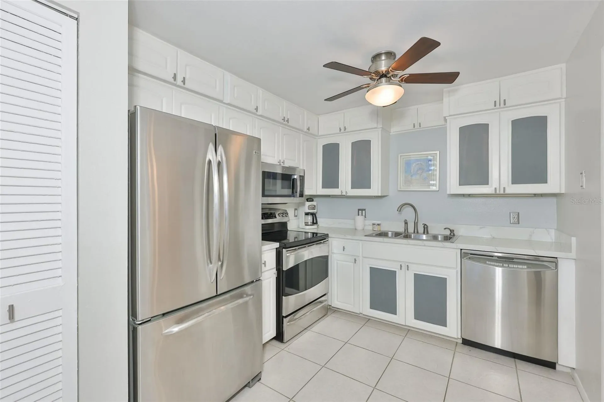 647 Woodlawn Drive Bradenton FL 34210