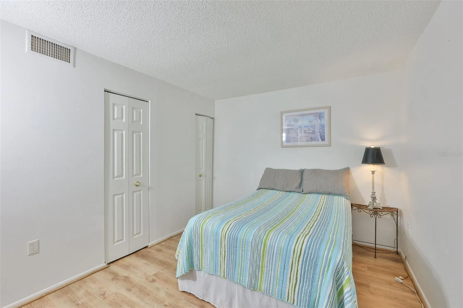 647 Woodlawn Drive Bradenton FL 34210