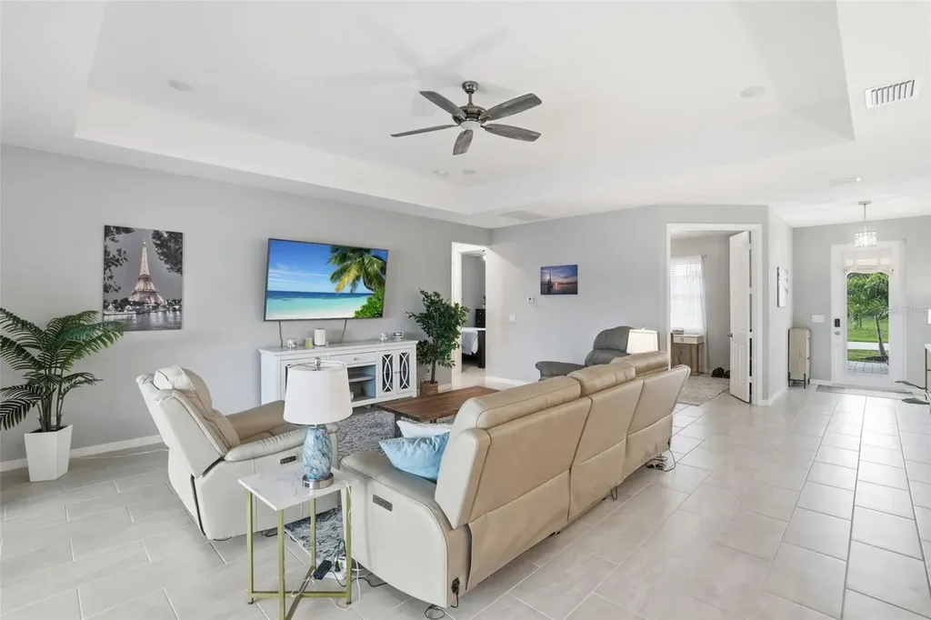 2704 SW 15th Avenue Cape Coral FL 33914