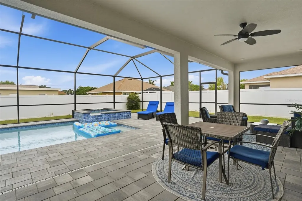 2704 SW 15th Avenue Cape Coral FL 33914
