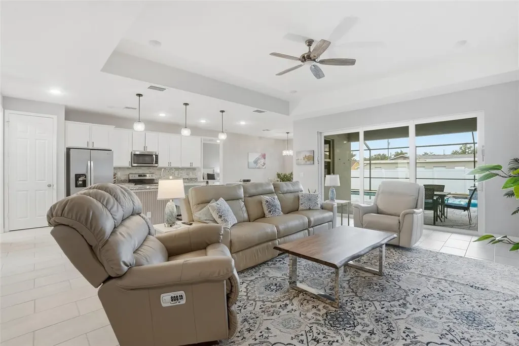 2704 SW 15th Avenue Cape Coral FL 33914