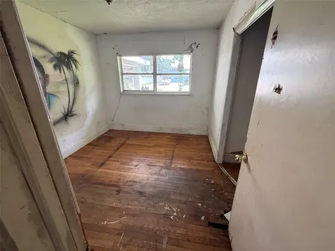 2522 Lake Ellen Lane Tampa FL 33618