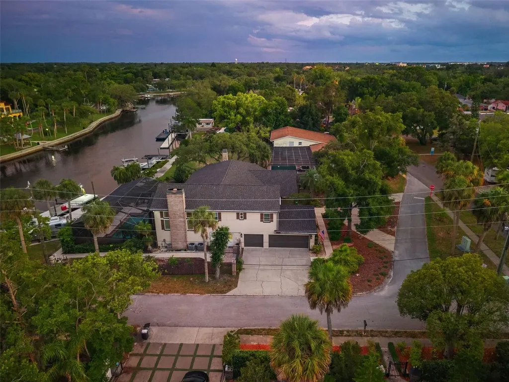 6936 River Road New Port Richey FL 34652