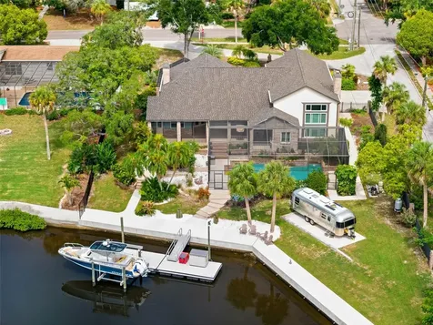6936 River Road New Port Richey FL 34652