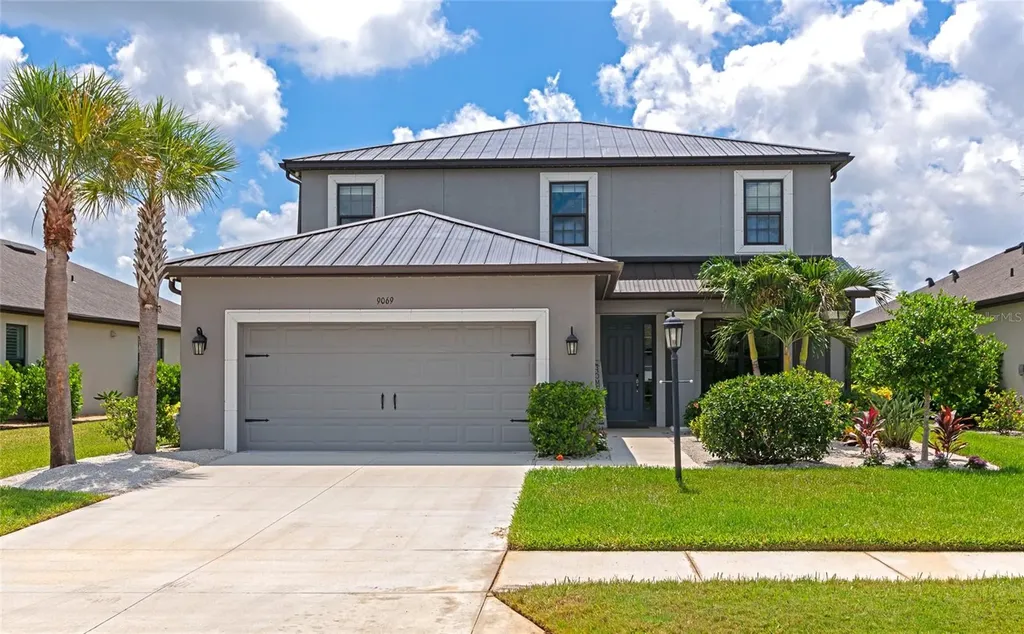 9069 Luna Lane Sarasota FL 34241