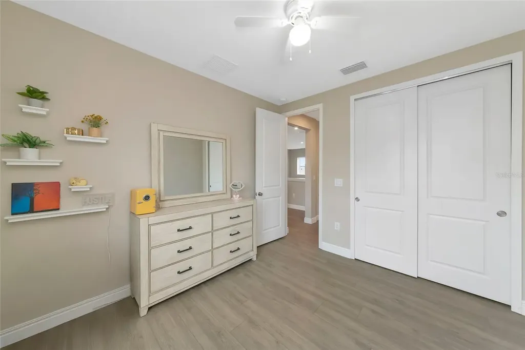 9069 Luna Lane Sarasota FL 34241