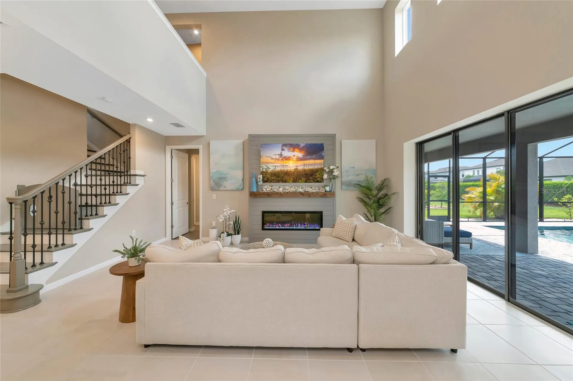 9069 Luna Lane Sarasota FL 34241