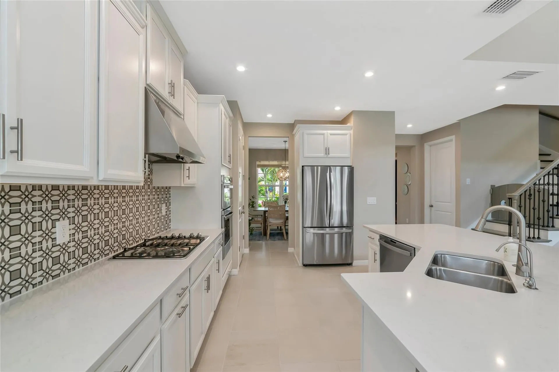 9069 Luna Lane Sarasota FL 34241