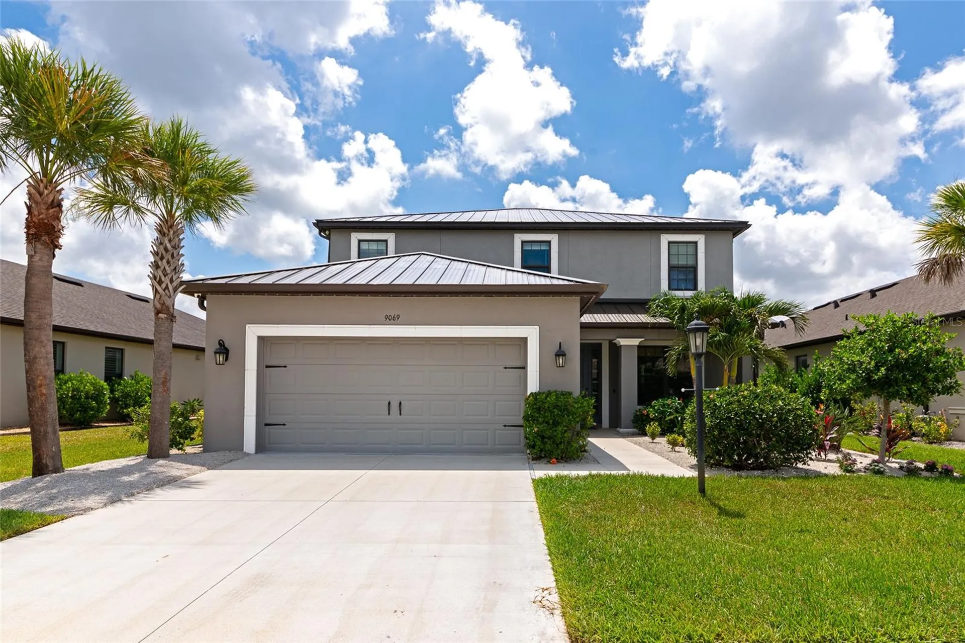 9069 Luna Lane Sarasota FL 34241