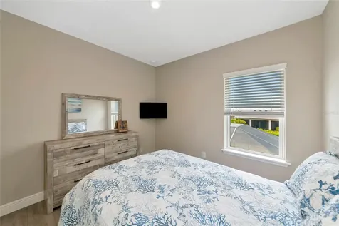 9069 Luna Lane Sarasota FL 34241