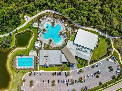 9069 Luna Lane Sarasota FL 34241