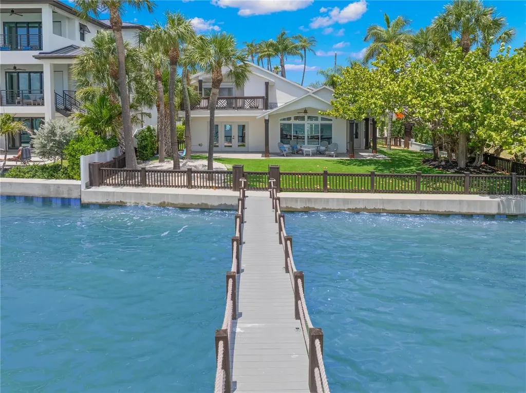 819 Bay Esplanade Clearwater Beach FL 33767