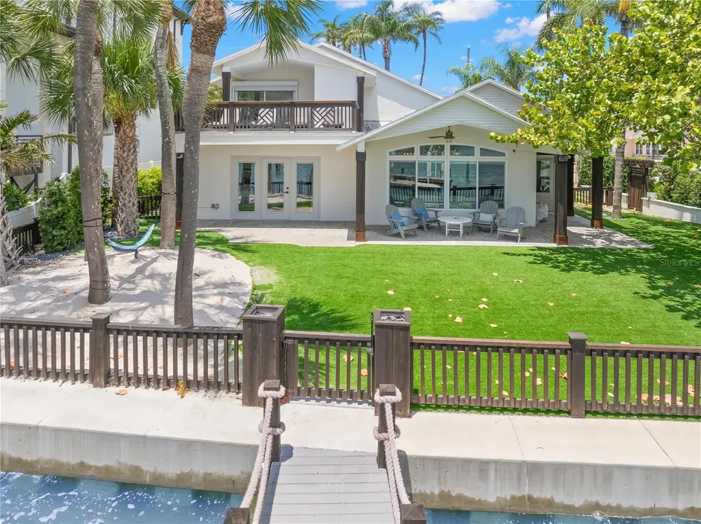 819 Bay Esplanade Clearwater Beach FL 33767