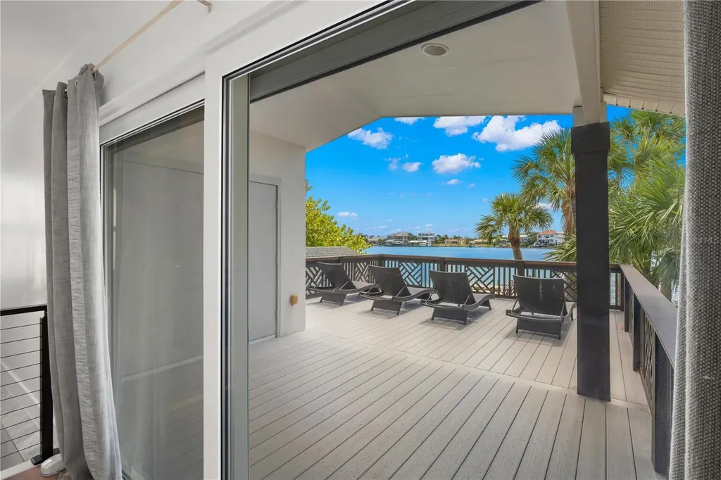 819 Bay Esplanade Clearwater Beach FL 33767