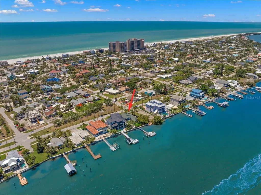 819 Bay Esplanade Clearwater Beach FL 33767