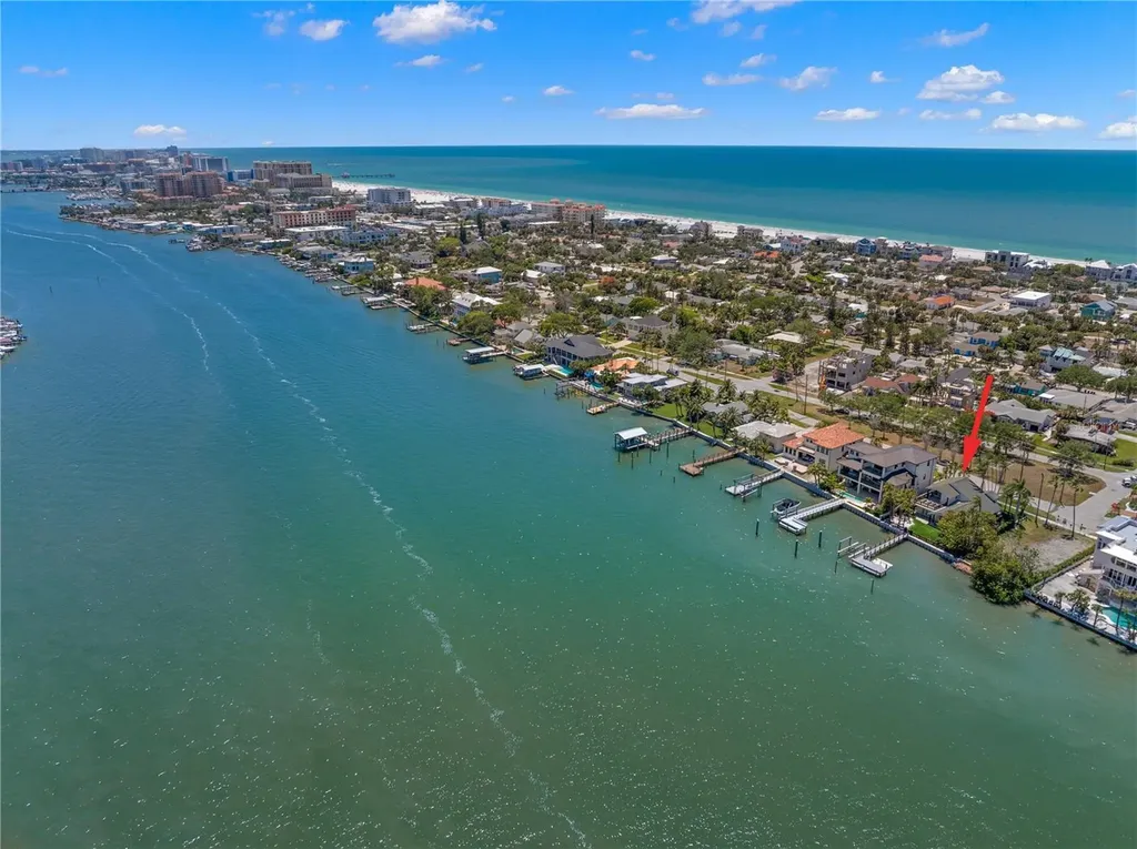 819 Bay Esplanade Clearwater Beach FL 33767