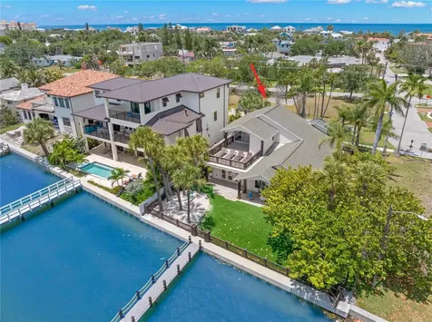 819 Bay Esplanade Clearwater Beach FL 33767