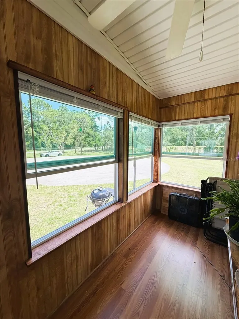 165 Sago Palm Drive Leesburg FL 34748