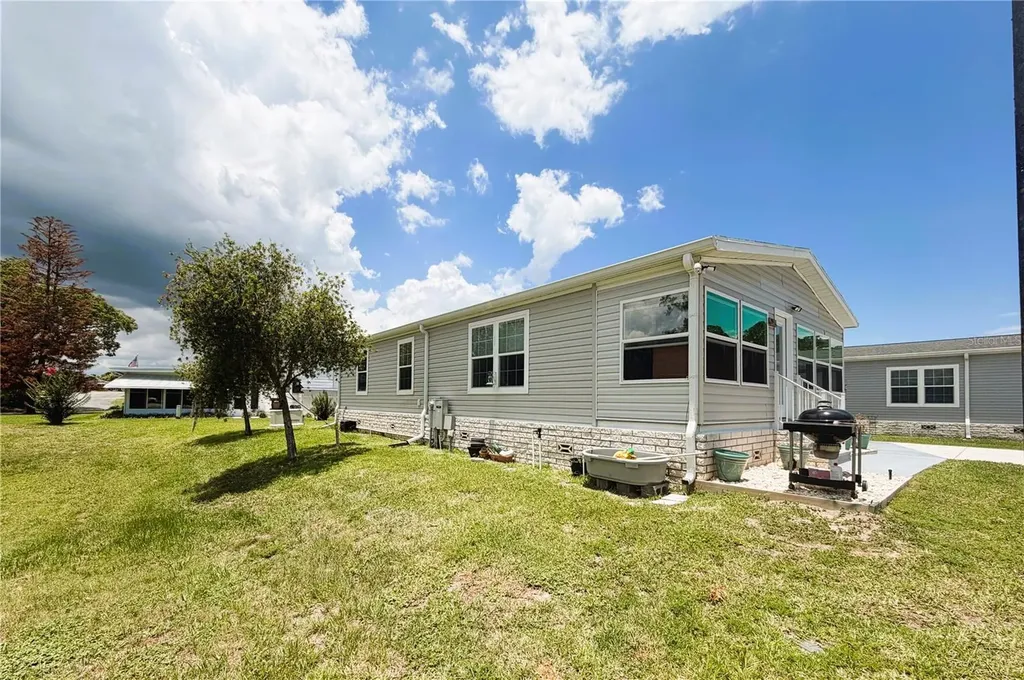 165 Sago Palm Drive Leesburg FL 34748