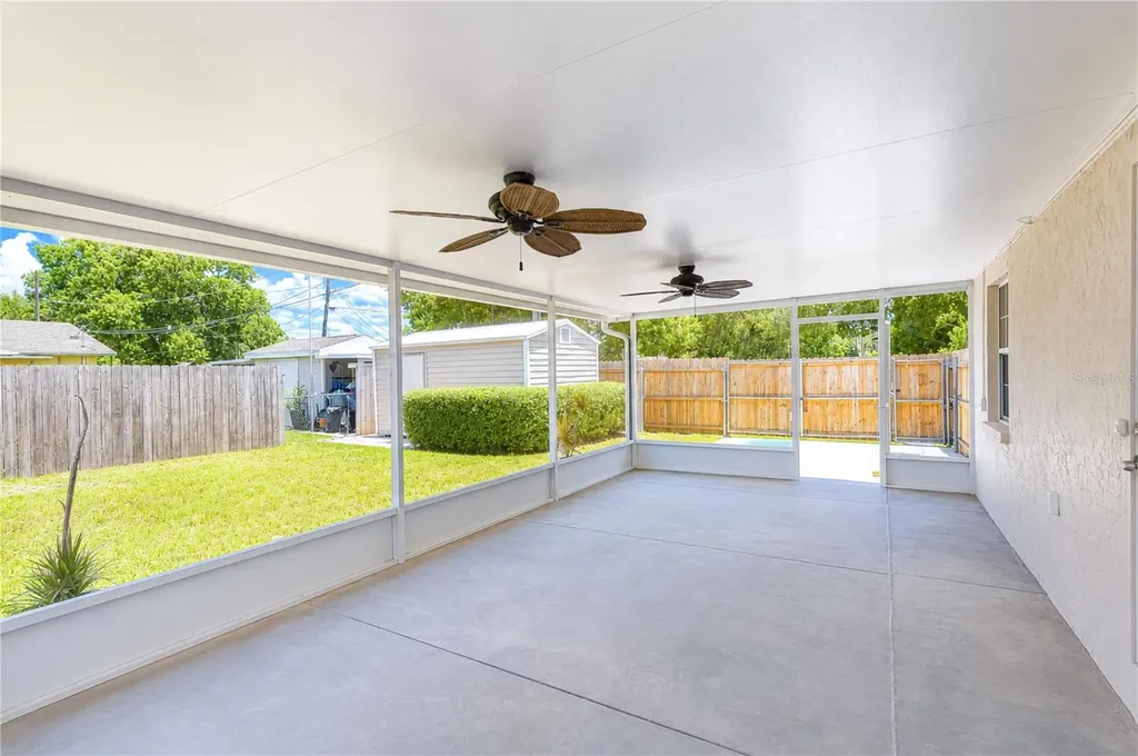 2101 W Hamilton Avenue Tampa FL 33604