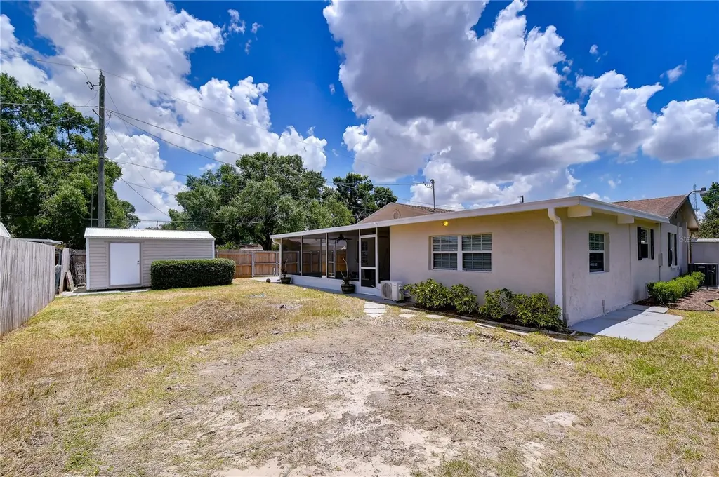 2101 W Hamilton Avenue Tampa FL 33604