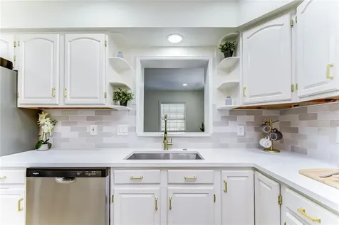 2101 W Hamilton Avenue Tampa FL 33604