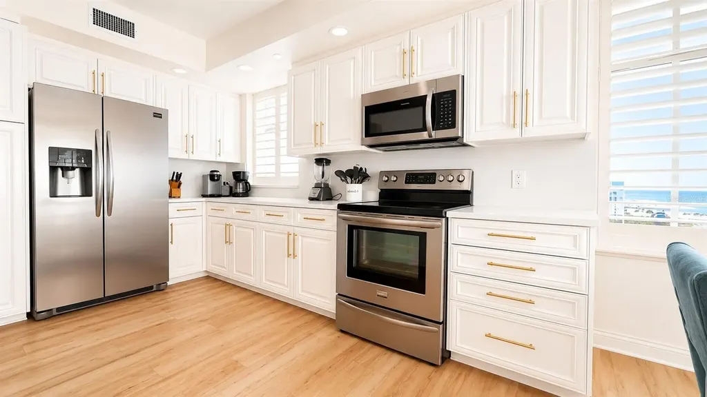 10 Papaya Street Clearwater Beach FL 33767