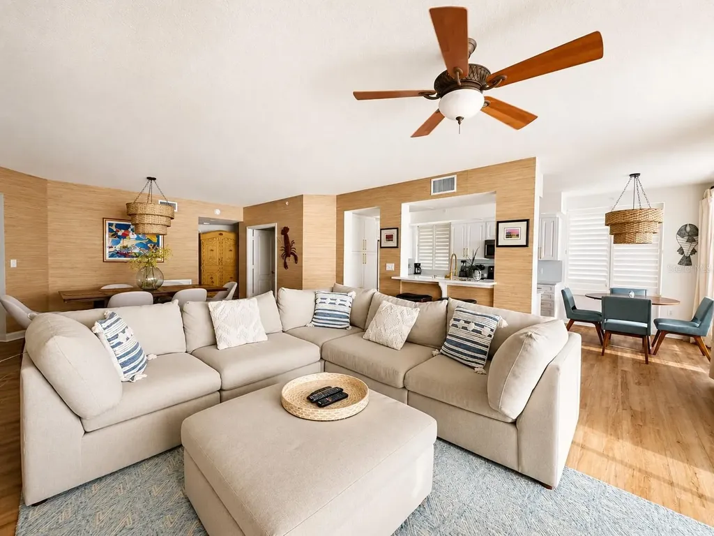 10 Papaya Street Clearwater Beach FL 33767