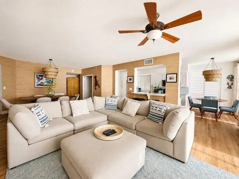 10 Papaya Street Clearwater Beach FL 33767